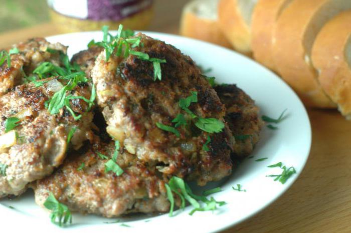 Fırında kabak ile et pirzola: pişirme kuralları, yemek tarifleri