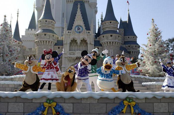 Tokyo Disneyland (Japonya): turistlerin tanımı, tarihçesi, eğlenceleri ve yorumları