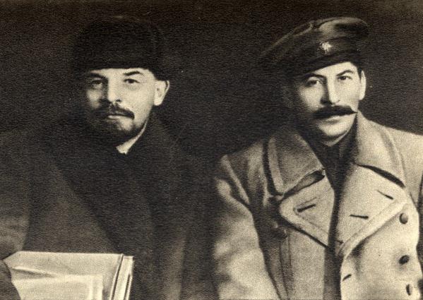 Lenin neden Lenin ve Stalin Stalin'dir