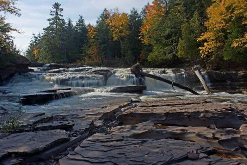 Michigan eyaleti hakkında dikkat çekici olan nedir?