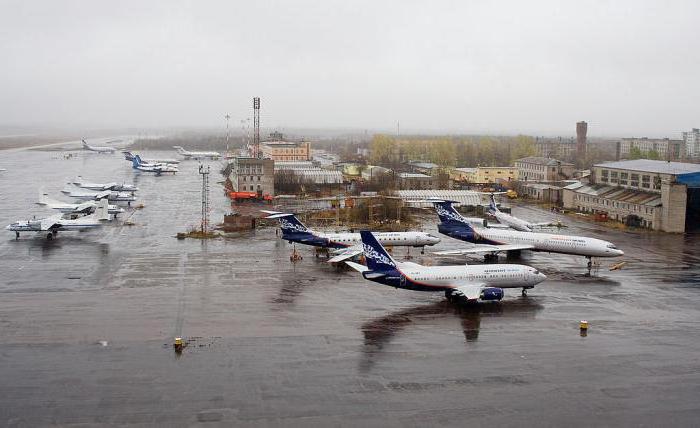 Arkhangelsk şehri: havaalanı Talagi