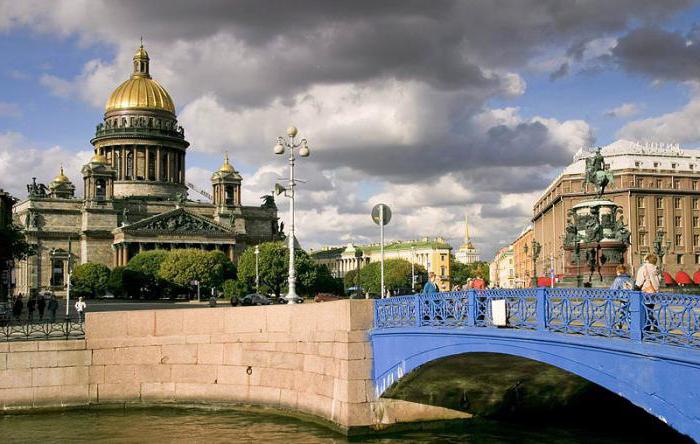 st.petersburg mavi köprü