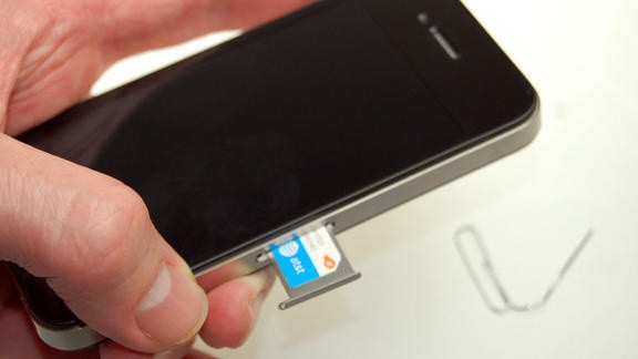 IPhone 4'e bir sim kartı nasıl eklenir: talimatlar